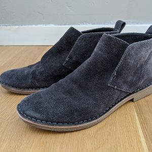 🔥LAST CHANCE 9/25🔥 Gray Suede Dolce Vita Booties